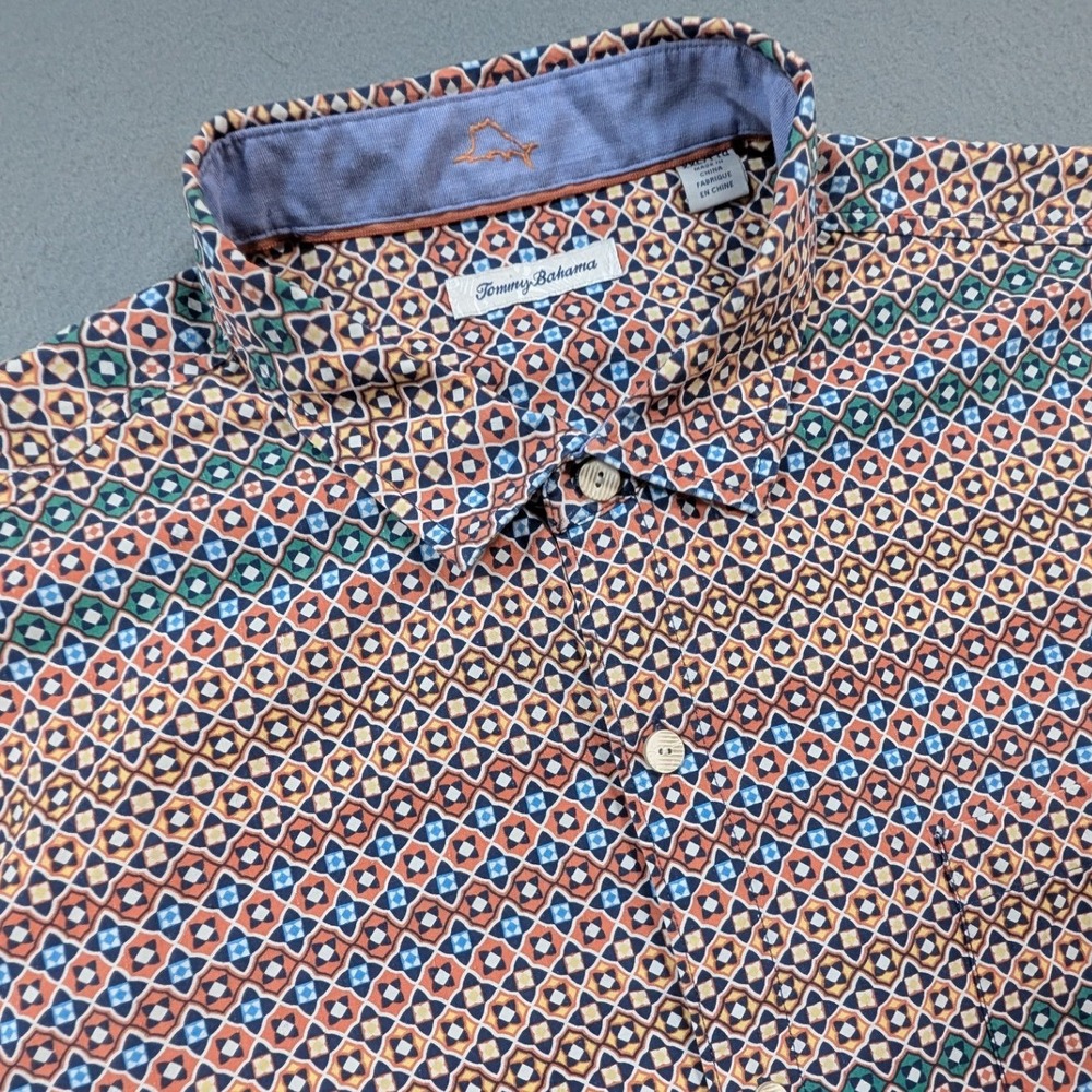 Tommy Bahama Button Down Shirt Mens XXL Geometric Mosaic Print Silk Short Sleeve